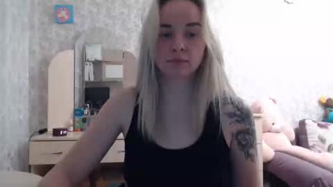 Snapshot of leggywily25 chatting on 5, 1, 2026 leggywily25 online show from 5, 1, 2026