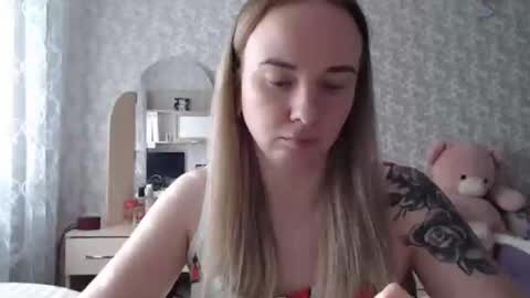 Snapshot of leggywily25 chatting on 30, 4, 2026 leggywily25 online show from 30, 4, 2026