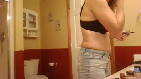 Snapshot of legzbailey chatting on 23, 9, 2025 taylor babe1 online show from 23, 9, 2025