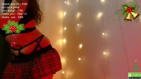 Snapshot of leia_bell chatting on 15, 12, 2024 hey Im Leia and I love rock  online show from 15, 12, 2024