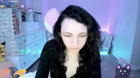 Leighla online show from 29, 10, 2025