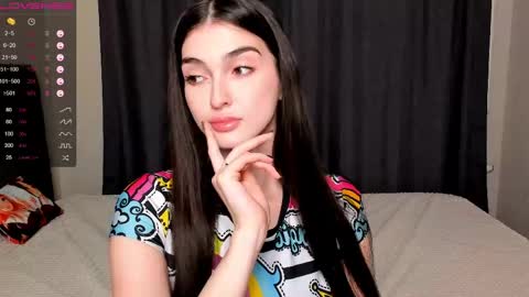 Snapshot of leila_4ever chatting on 14, 4, 2026 Leila online show from 14, 4, 2026