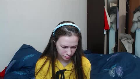 leila_bambi online show from 11, 3, 2025