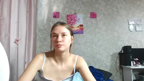 leila_bambi online show from 3, 11, 2025