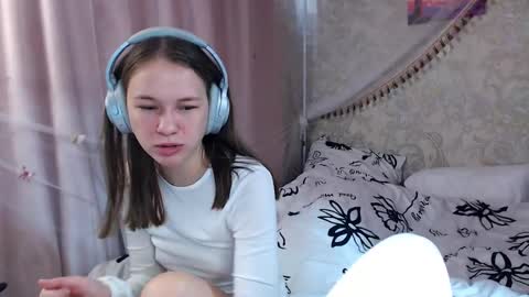 leila_bambi online show from 15, 3, 2026