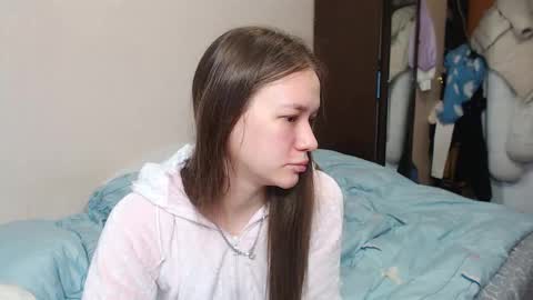 leila_bambi_ online show from 12, 2, 2025