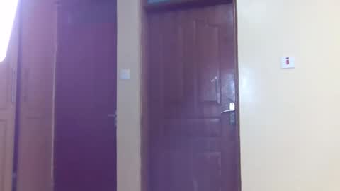 Snapshot of leila_bby chatting on 25, 4, 2026 Leila online show from 25, 4, 2026