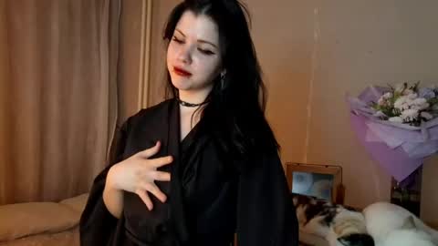 Snapshot of leilacurson chatting on 22, 4, 2026 Mia online show from 22, 4, 2026