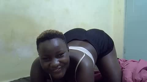 Snapshot of leilah_cute19 chatting on 20, 3, 2026 leilah_cute19 online show from 20, 3, 2026