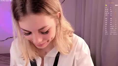 Snapshot of leilalafleur_ chatting on 7, 7, 2026 leilalafleur_ online show from 7, 7, 2026