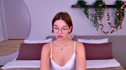 LeilaLawson online show from 10, 2, 2025