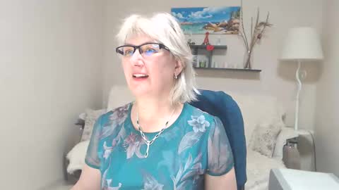 Snapshot of leilamays chatting on 21, 2, 2025 Leila Kinky online show from 21, 2, 2025