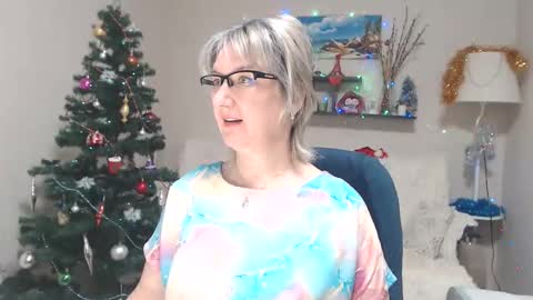 Leila Kinky online show from 17, 12, 2025