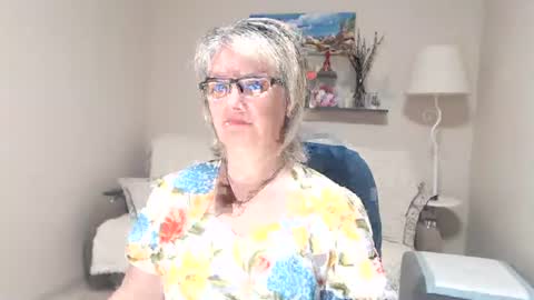 Snapshot of leilamays chatting on 20, 6, 2026 Leila Kinky online show from 20, 6, 2026