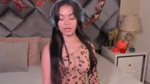 Leizathompson online show from 29, 10, 2025