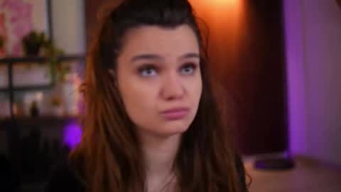 Snapshot of lena_laurent chatting on 22, 3, 2026 Lena Laurent online show from 22, 3, 2026