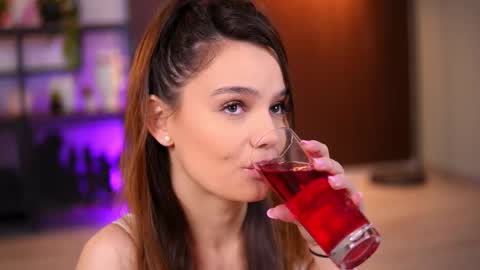 Snapshot of lena_laurent chatting on 28, 3, 2026 Lena Laurent online show from 28, 3, 2026