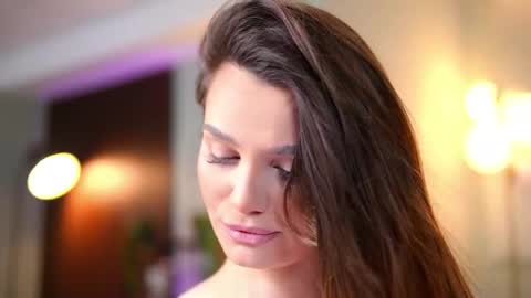 Snapshot of lena_laurent chatting on 15, 4, 2026 Lena Laurent online show from 15, 4, 2026