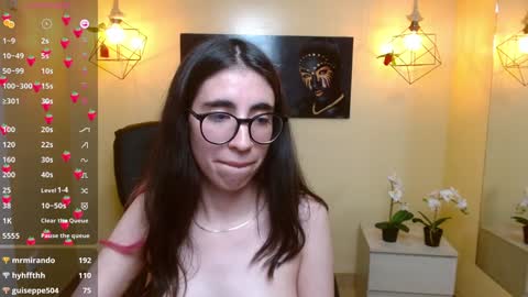 Snapshot of lena_roses chatting on 10, 1, 2025 Lena online show from 10, 1, 2025