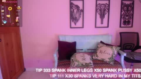 Snapshot of lena_w2 chatting on 4, 1, 2025 Lena LOOK MY AMAZON LIST ON MY BIO online show from 4, 1, 2025