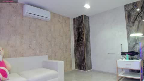 Snapshot of lenathompson chatting on 27, 11, 2025 Lenathompson online show from 27, 11, 2025