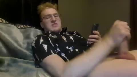 Snapshot of lenewton2004 chatting on 24, 10, 2025 lenewton2004 online show from 24, 10, 2025