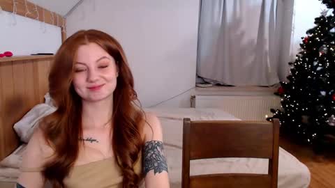 Snapshot of leo_and_lori chatting on 19, 2, 2025 Leo and Lori online show from 19, 2, 2025