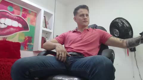 Snapshot of leo_cumming01 chatting on 11, 2, 2025 Yesid online show from 11, 2, 2025