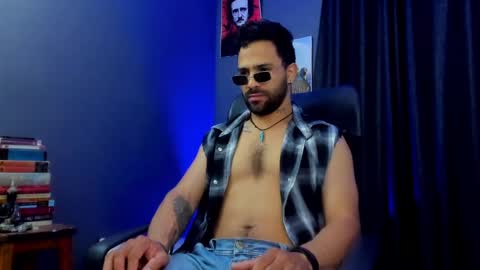 Leo  Diaz online show from 25, 1, 2025