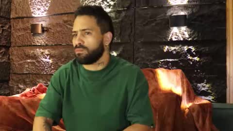 Leo  Diaz online show from 19, 10, 2025