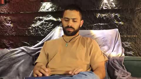 Leo  Diaz online show from 4, 11, 2025