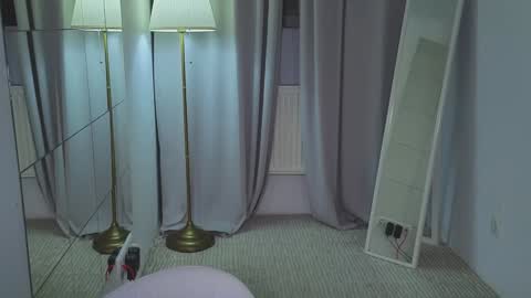  Ashly  online show from 1, 1, 2025