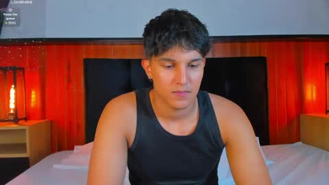 Snapshot of leo_savage_ chatting on 24, 4, 2026 Leo online show from 24, 4, 2026