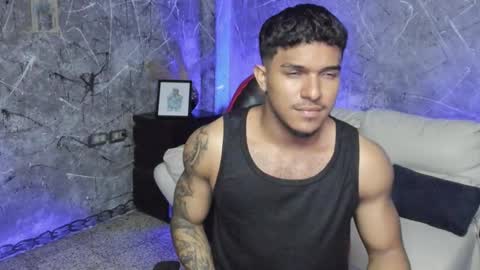 Snapshot of leo_taro chatting on 19, 9, 2025 Leo independent model online show from 19, 9, 2025