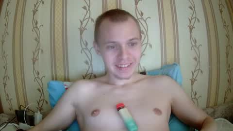 Snapshot of leo_timm chatting on 25, 6, 2026 leo_timm online show from 25, 6, 2026