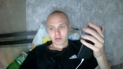 Snapshot of leo_timm chatting on 27, 7, 2026 leo_timm online show from 27, 7, 2026