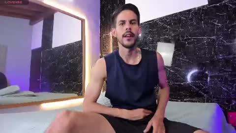 Snapshot of leo_vesper chatting on 2, 7, 2026 leo vesper online show from 2, 7, 2026