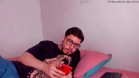 Snapshot of leoandviolet chatting on 24, 10, 2025 Carlos  Alissa. Help us to reach 100 likes  online show from 24, 10, 2025