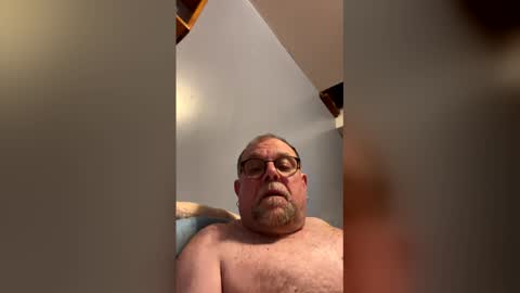 Snapshot of leocat713 chatting on 27, 4, 2026 leocat713 online show from 27, 4, 2026