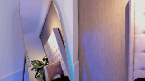 leohard_ online show from 15, 3, 2026