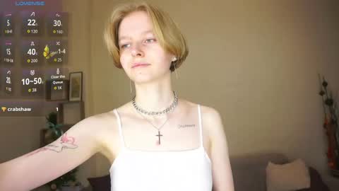 Hello Im Roxy Im just starting my journey here so lets get acquainted online show from 17, 4, 2026