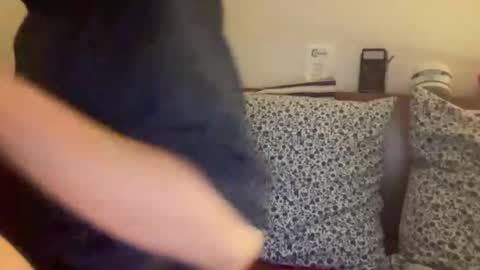 Snapshot of leomeme chatting on 1, 2, 2025 Leomeme online show from 1, 2, 2025