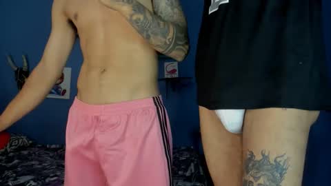 Snapshot of leon_big_cock chatting on 4, 2, 2026 leon_big_cock online show from 4, 2, 2026