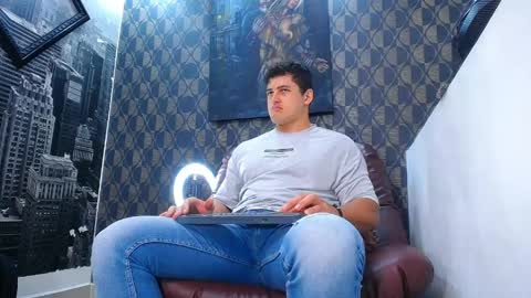 Snapshot of leon_ssmoron chatting on 30, 3, 2026 Leon Smoron online show from 30, 3, 2026