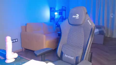 Leon online show from 27, 7, 2026