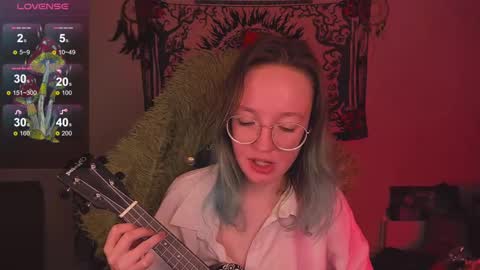 Snapshot of leona_nick chatting on 1, 12, 2024 leona online show from 1, 12, 2024