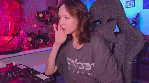 Snapshot of leona_nick chatting on 21, 2, 2026 leona online show from 21, 2, 2026