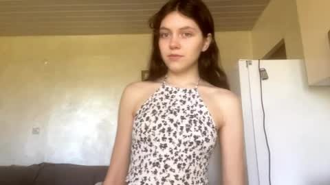 Snapshot of leonidacampuzano chatting on 3, 4, 2026 Leo online show from 3, 4, 2026