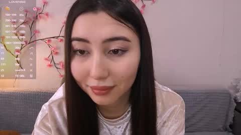 Snapshot of leonieschmith chatting on 1, 2, 2026 Alice online show from 1, 2, 2026