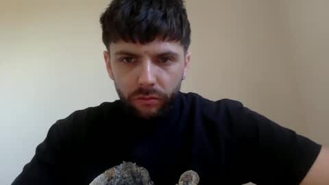 Snapshot of leonjmeab chatting on 14, 4, 2026 leonjmeab online show from 14, 4, 2026